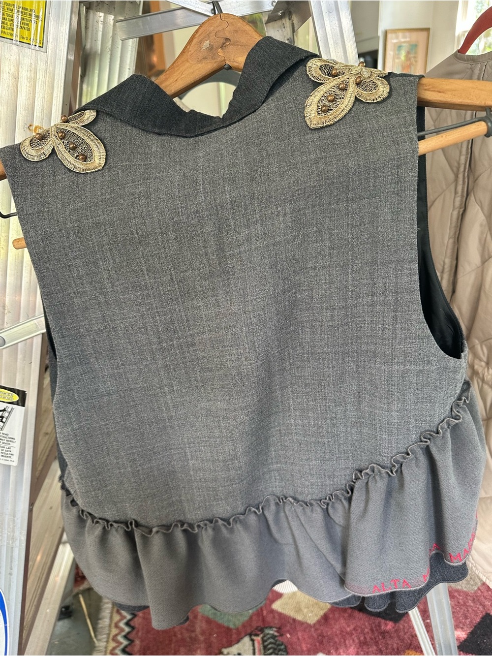 Gray Embroidered Ruffle vest - Picture 2 of 4
